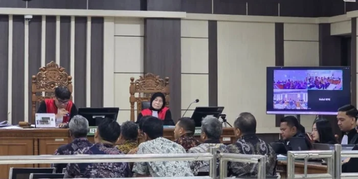 Sidang Fadia Arafiq: Kabag Perekonomian Diduga Atur Proyek