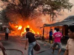 Kios Depan Pasar Kayen Pati Terbakar Jelang Magrib